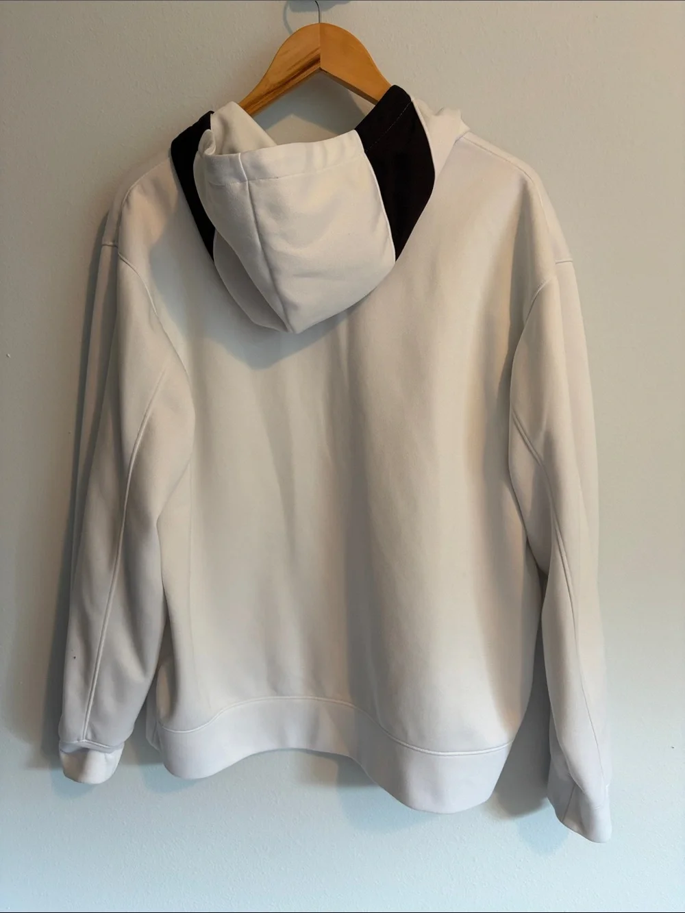 Nike Men’s White Hoodie with Black Swoosh Accent